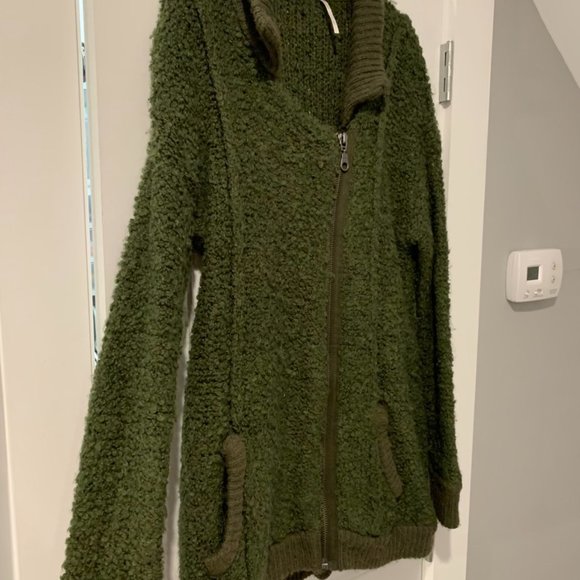 NEW Free People Wool Blend Ivory Crochet Asymmetrical Zip Sweatshirt Oversized - Picture 2 of 8